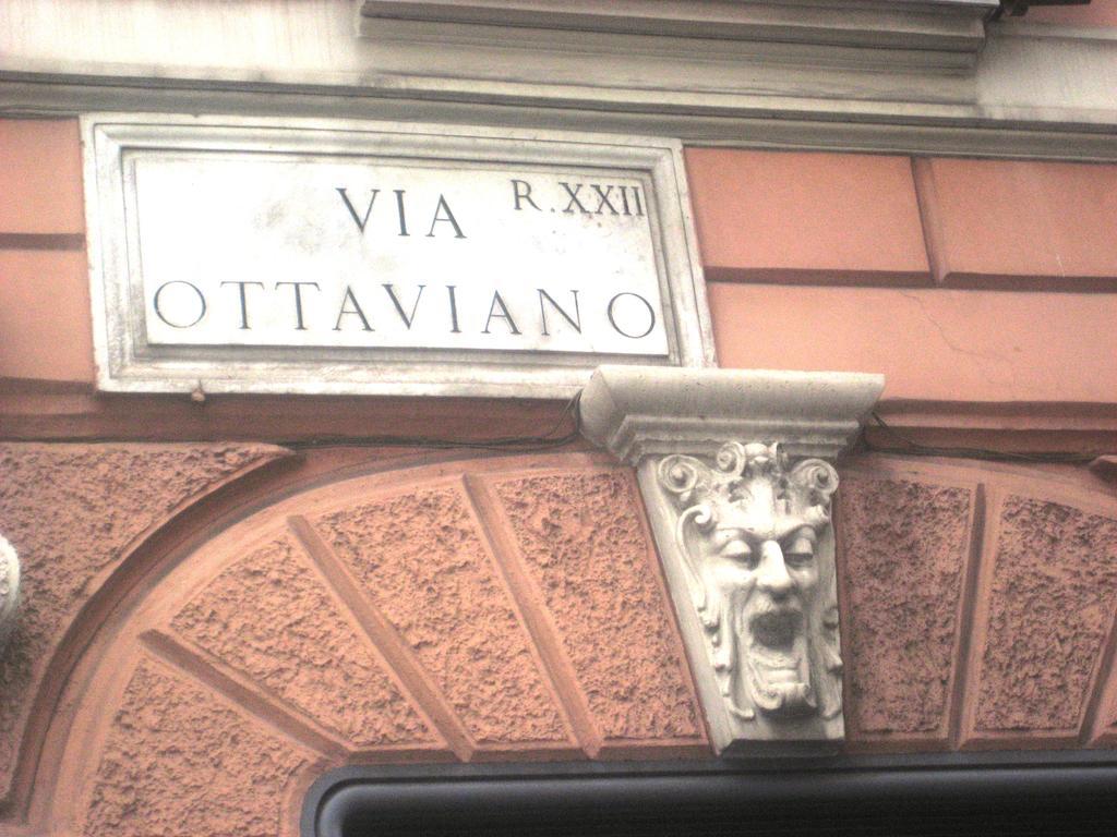 Maison Vaticana ローマ エクステリア 写真